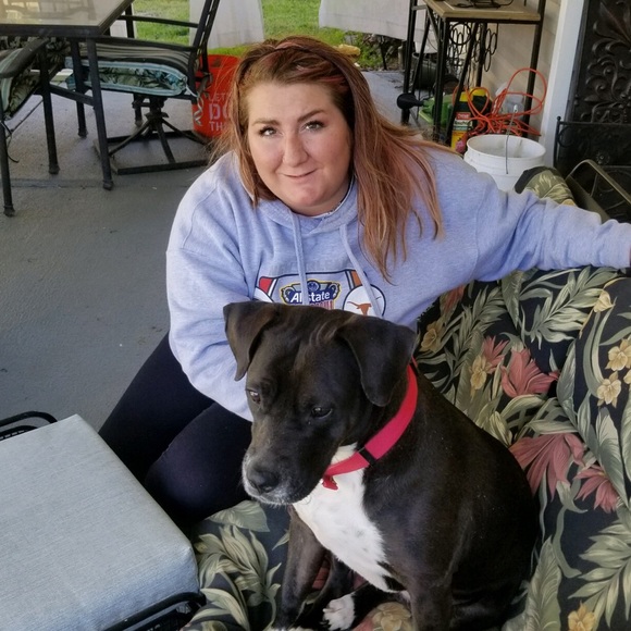 Meet your Posher, Hayley - Picture 2 of 6